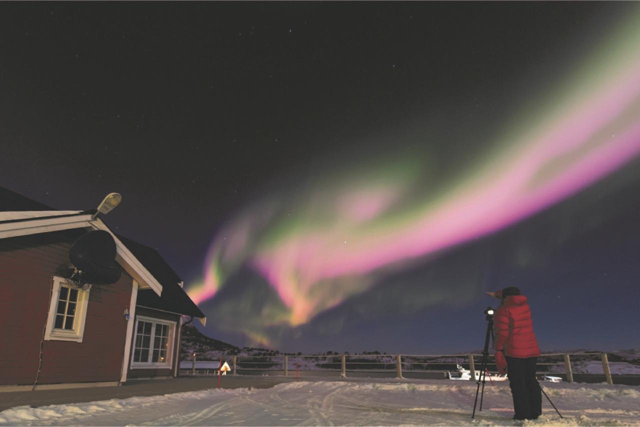 Senja Fjordhotell And Apartments Stonglandseidet Exterior foto